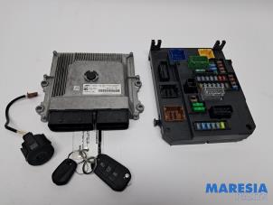 Gebruikte Computer Motormanagement Peugeot 308 (L3/L8/LB/LH/LP) 1.2 12V e-THP PureTech 130 Prijs € 315,00 Margeregeling aangeboden door Maresia Parts