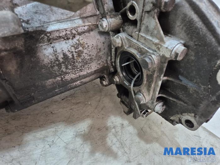 Versnellingsbak van een Fiat 500 (312) 1.4 16V 2007