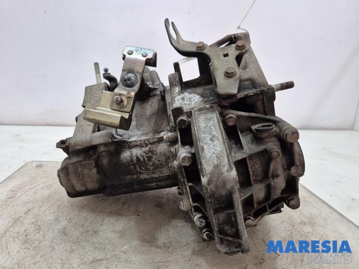 Versnellingsbak van een Fiat 500 (312) 1.4 16V 2007