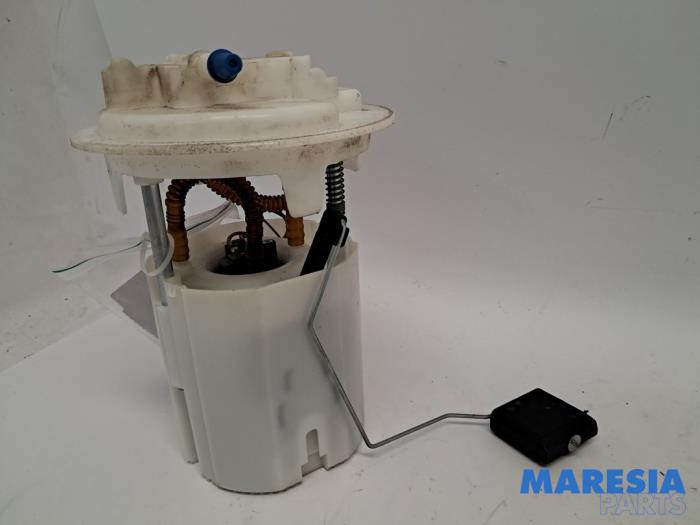 Gebruikte Tank element Pomp Citroen Berlingo Cinqspace, Multispace 1.6 VTi 95 16V Prijs € 35,00 Margeregeling aangeboden door Maresia Parts