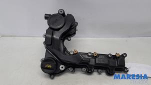 Gebruikte Kleppendeksel Peugeot 308 SW (L4/L9/LC/LJ/LR) 1.2 12V e-THP PureTech 110 Prijs € 74,95 Margeregeling aangeboden door Maresia Parts