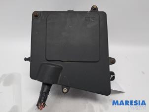 Gebruikte Zekeringkast Opel Movano 2.3 CDTi 16V RWD Prijs € 363,00 Inclusief btw aangeboden door Maresia Parts