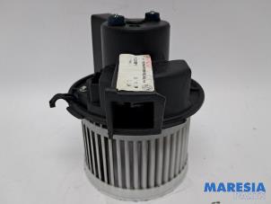 Gebruikte Blower Fiat 500 (312) 1.4 16V Prijs € 25,00 Margeregeling aangeboden door Maresia Parts