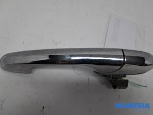 Gebruikte Deurgreep 2Deurs rechts Fiat 500 (312) 1.4 16V Prijs € 60,00 Margeregeling aangeboden door Maresia Parts