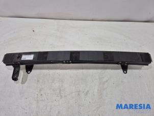 Gebruikte Bumperframe achter Renault Twingo III (AH) 1.0 SCe 70 12V Prijs € 89,00 Margeregeling aangeboden door Maresia Parts