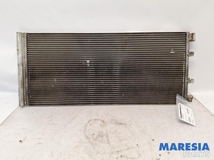 Gebruikte Airco Condensor Opel Movano 2.3 CDTi 16V RWD Prijs € 62,92 Inclusief btw aangeboden door Maresia Parts