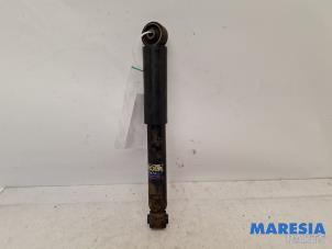 Gebruikte Schokdemper links-achter Fiat 500 (312) 1.4 16V Prijs € 25,00 Margeregeling aangeboden door Maresia Parts