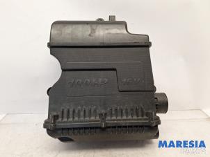 Gebruikte Luchtfilterhuis Fiat 500 (312) 1.4 16V Prijs € 125,00 Margeregeling aangeboden door Maresia Parts