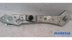 Gebruikte Voorfront Renault Megane III Grandtour (KZ) 1.2 16V TCE 115 Prijs € 29,99 Margeregeling aangeboden door Maresia Parts