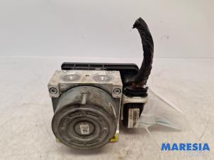 Gebruikte ABS Pomp Citroen C4 Cactus (0B/0P) 1.2 PureTech 110 12V Prijs € 129,95 Margeregeling aangeboden door Maresia Parts