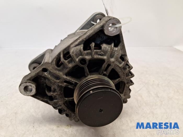Gebruikte Dynamo Citroen C4 Cactus (0B/0P) 1.2 PureTech 110 12V Prijs € 70,00 Margeregeling aangeboden door Maresia Parts