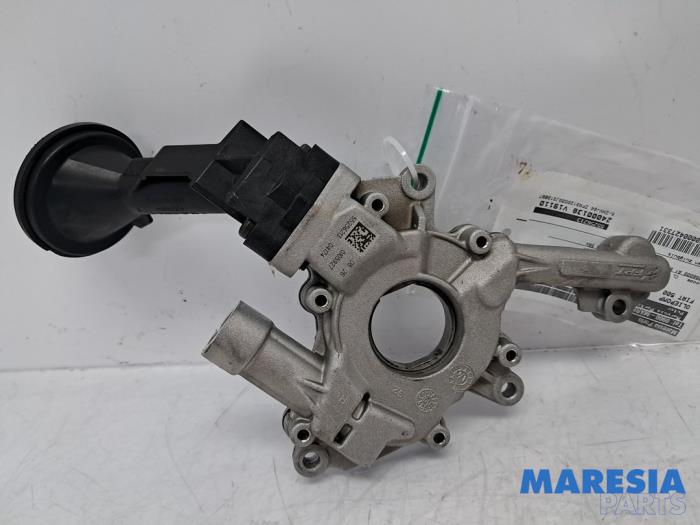 Gebruikte Oliepomp Fiat 500 (312) 0.9 TwinAir 60 Prijs € 50,00 Margeregeling aangeboden door Maresia Parts