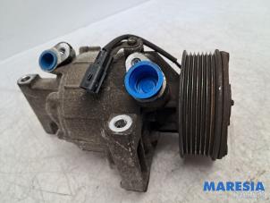 Gebruikte Aircopomp Renault Twingo III (AH) 1.0 SCe 70 12V Prijs € 199,00 Margeregeling aangeboden door Maresia Parts