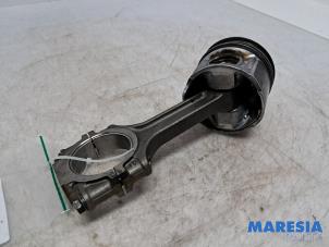 Gebruikte Drijfstang Fiat Ducato (250) 2.0 D 115 Multijet Prijs € 180,29 Inclusief btw aangeboden door Maresia Parts