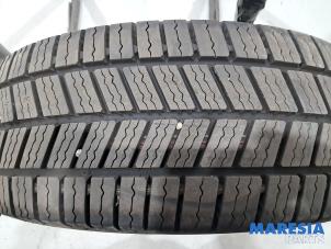 Gebruikte Band Renault Master III (FV) 2.3 dCi 170 16V FWD Prijs € 72,60 Inclusief btw aangeboden door Maresia Parts