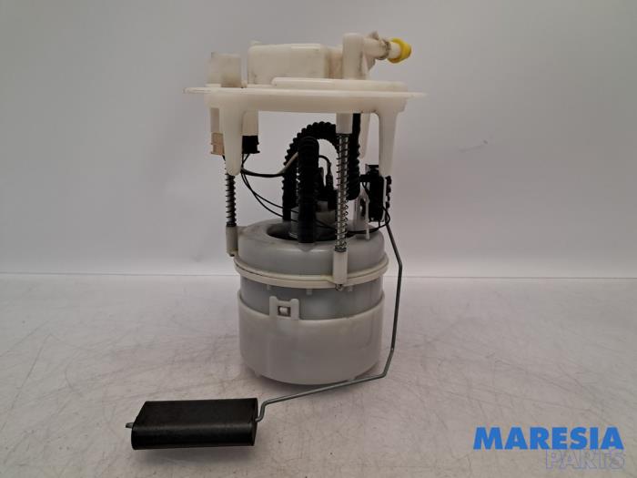 Gebruikte Tank element Pomp Citroen C4 Picasso (3D/3E) 1.6 16V THP 155 Prijs € 59,99 Margeregeling aangeboden door Maresia Parts