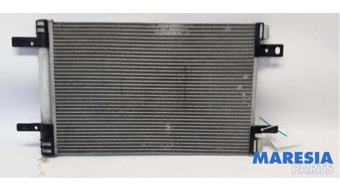 Gebruikte Airco Condensor Citroen C4 Picasso (3D/3E) 1.6 16V THP 155 Prijs € 75,00 Margeregeling aangeboden door Maresia Parts