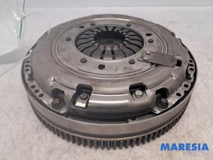 Gebruikte Vliegwiel Alfa Romeo 159 Sportwagon (939BX) 1.8 TBi 16V Prijs € 195,50 Margeregeling aangeboden door Maresia Parts