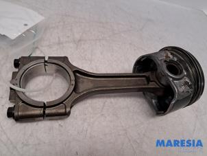 Gebruikte Drijfstang Alfa Romeo 159 Sportwagon (939BX) 1.8 TBi 16V Prijs € 65,75 Margeregeling aangeboden door Maresia Parts