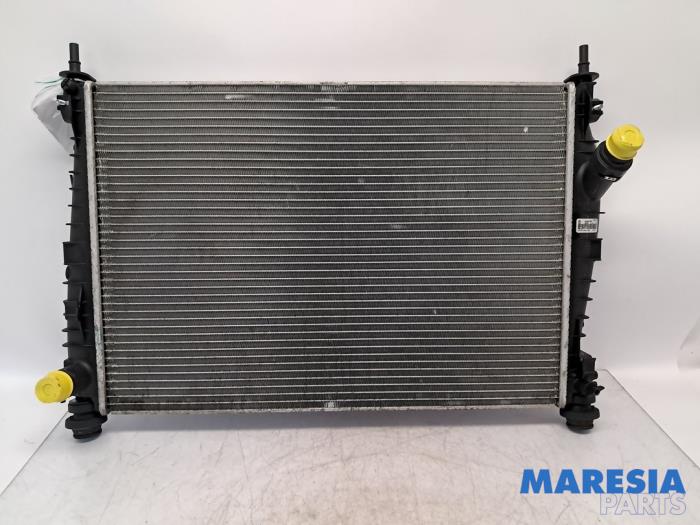 Gebruikte Radiateur Alfa Romeo 159 Sportwagon (939BX) 1.8 TBi 16V Prijs € 30,00 Margeregeling aangeboden door Maresia Parts