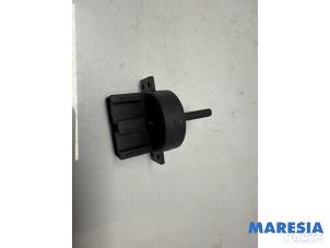 Nieuwe Chaufage Schakelaar Peugeot Boxer (U9) 2.0 BlueHDi 110 Prijs € 119,79 Inclusief btw aangeboden door Maresia Parts