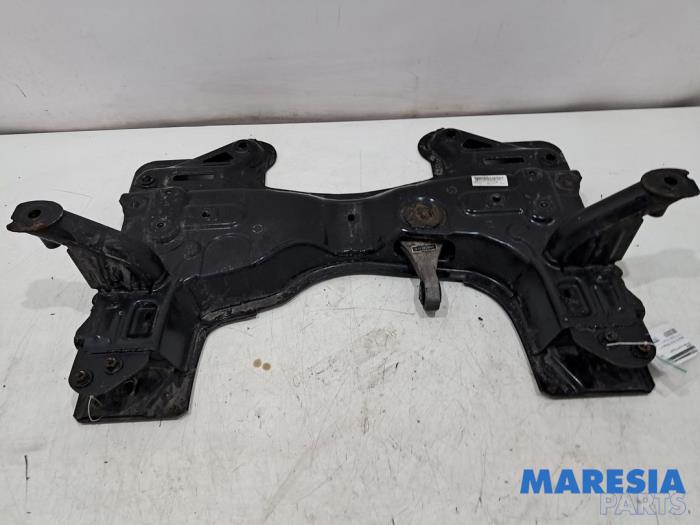 Gebruikte Subframe Alfa Romeo Giulietta (940) 1.4 TB 16V MultiAir Prijs € 74,99 Margeregeling aangeboden door Maresia Parts
