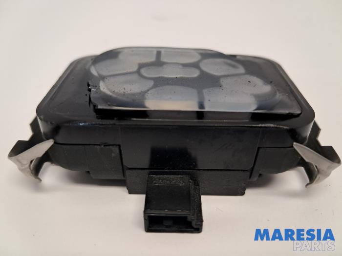 Regensensor van een Alfa Romeo 159 Sportwagon (939BX) 1.8 TBi 16V 2010