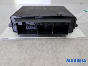 Gebruikte Parkeersensor Renault Master III (FV) 2.3 dCi 170 16V FWD Prijs € 28,98 Inclusief btw aangeboden door Maresia Parts