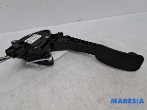 Gebruikte Gaspedaalpositie Sensor Renault Master III (FV) 2.3 dCi 170 16V FWD Prijs € 35,70 Inclusief btw aangeboden door Maresia Parts