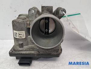 Gebruikte Gasklephuis Renault Twingo III (AH) 1.0 SCe 70 12V Prijs € 39,99 Margeregeling aangeboden door Maresia Parts