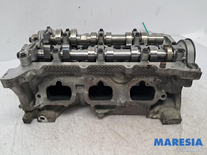 Gebruikte Cilinderkop Renault Twingo III (AH) 1.0 SCe 70 12V Prijs € 175,00 Margeregeling aangeboden door Maresia Parts