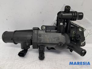 Gebruikte Thermostaathuis Alfa Romeo Giulia (952) 2.2d 150 16V Prijs € 99,00 Margeregeling aangeboden door Maresia Parts