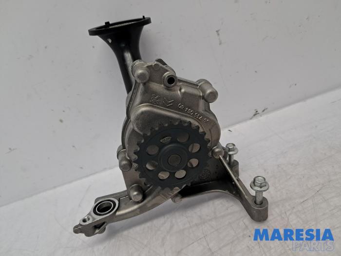 Gebruikte Oliepomp Citroen DS3 (SA) 1.2 12V PureTech 82 Prijs € 69,99 Margeregeling aangeboden door Maresia Parts