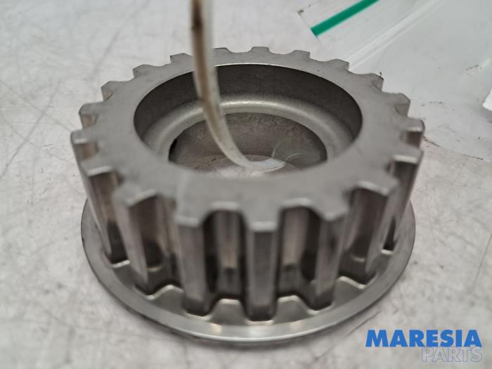 Gebruikte Krukas Tandwiel Citroen DS3 (SA) 1.2 12V PureTech 82 Prijs € 19,95 Margeregeling aangeboden door Maresia Parts
