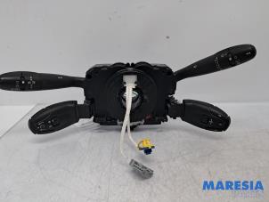 Gebruikte Licht + Raw Schakelaar Citroen Berlingo Cinqspace, Multispace 1.6 VTi 120 16V Prijs € 160,00 Margeregeling aangeboden door Maresia Parts