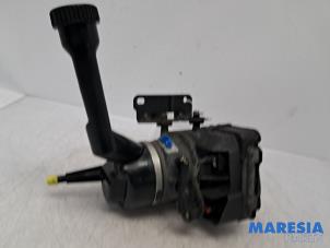 Gebruikte Pomp Servo Citroen Berlingo Cinqspace, Multispace 1.6 VTi 120 16V Prijs € 74,95 Margeregeling aangeboden door Maresia Parts