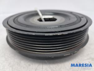 Gebruikte Krukas Poelie Renault Master III (MA/MB/MC/MD/MH/MF/MG/MH) 2.3 dCi 135 16V FWD Prijs € 90,75 Inclusief btw aangeboden door Maresia Parts