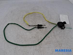 Gebruikte Uitlaat temperatuursensor Renault Master III (MA/MB/MC/MD/MH/MF/MG/MH) 2.3 dCi 135 16V FWD Prijs € 72,59 Inclusief btw aangeboden door Maresia Parts