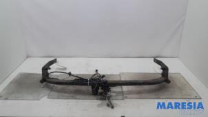 Gebruikte Trekhaak Renault Espace (JK) 2.0 16V Turbo Prijs € 100,00 Margeregeling aangeboden door Maresia Parts