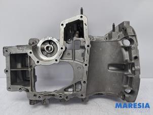 Gebruikte Carterpan Peugeot 5008 II (M4/MC/MJ/MR) 1.2 12V e-THP PureTech 130 Prijs € 70,00 Margeregeling aangeboden door Maresia Parts