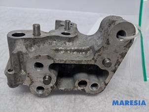 Gebruikte Motorsteun Citroen Jumpy 2.0 Blue HDI 180 Prijs € 30,25 Inclusief btw aangeboden door Maresia Parts