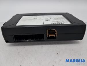 Gebruikte Telefoon Module Renault Zoé (AG) R90 Prijs € 131,25 Margeregeling aangeboden door Maresia Parts