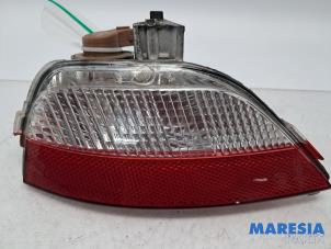 Gebruikte Mistachterlicht Renault Zoé (AG) R90 Prijs € 25,00 Margeregeling aangeboden door Maresia Parts