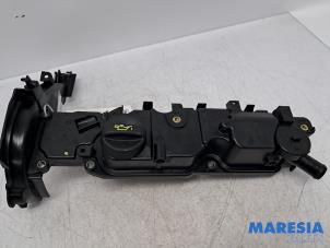 Gebruikte Kleppendeksel Peugeot 308 SW (L4/L9/LC/LJ/LR) 1.6 BlueHDi 120 Prijs € 35,00 Margeregeling aangeboden door Maresia Parts