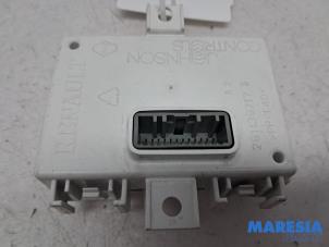 Gebruikte Navigatie computer Renault Trafic (1FL/2FL/3FL/4FL) 1.6 dCi 125 Twin Turbo Prijs € 42,35 Inclusief btw aangeboden door Maresia Parts