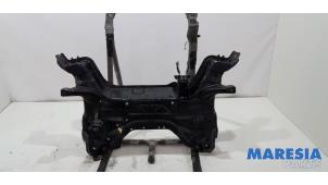 Gebruikte Subframe Peugeot 3008 I (0U/HU) 2.0 HYbrid4 16V Prijs € 50,00 Margeregeling aangeboden door Maresia Parts