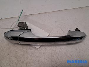 Gebruikte Portiergreep 2Deurs rechts Fiat 500 (312) 1.2 Prijs € 60,00 Margeregeling aangeboden door Maresia Parts