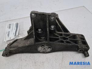 Gebruikte Dynamosteun boven Alfa Romeo MiTo (955) 1.4 TB 16V Prijs € 60,00 Margeregeling aangeboden door Maresia Parts