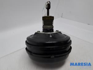 Gebruikte Rembol Alfa Romeo 159 (939AX) 2.2 JTS 16V Prijs € 60,00 Margeregeling aangeboden door Maresia Parts