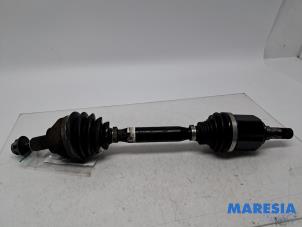 Gebruikte Aandrijfas links-voor Alfa Romeo 159 (939AX) 2.2 JTS 16V Prijs € 75,00 Margeregeling aangeboden door Maresia Parts